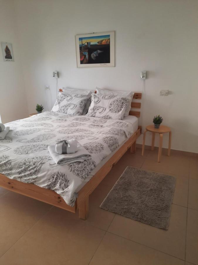 The Shining Star -A Beautiful 3 Bedroom Apartment Beersheba Buitenkant foto
