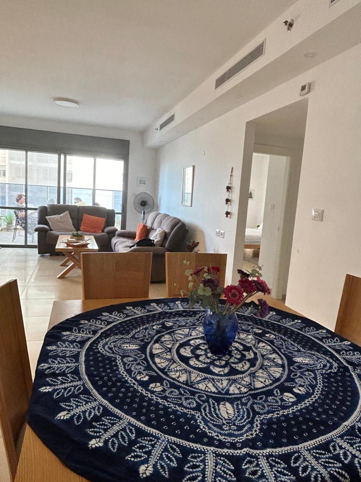 The Shining Star -A Beautiful 3 Bedroom Apartment Beersheba Buitenkant foto