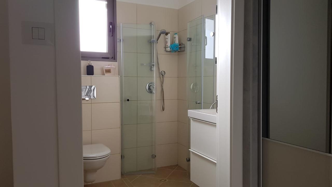 The Shining Star -A Beautiful 3 Bedroom Apartment Beersheba Buitenkant foto