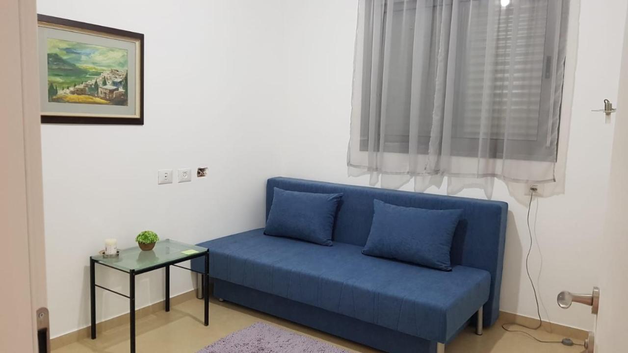 The Shining Star -A Beautiful 3 Bedroom Apartment Beersheba Buitenkant foto