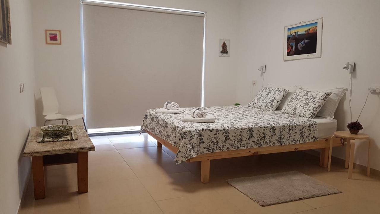 The Shining Star -A Beautiful 3 Bedroom Apartment Beersheba Buitenkant foto